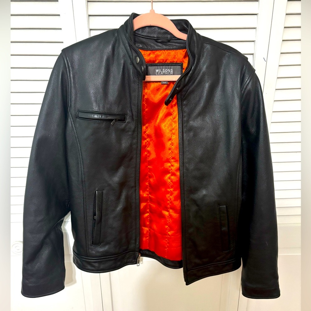 Wilson’s women’s leather bomber jacket